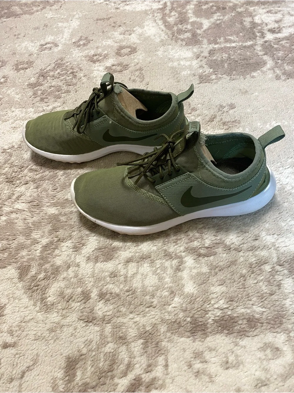 Nike Juvenate women’s running shoes, sneakers